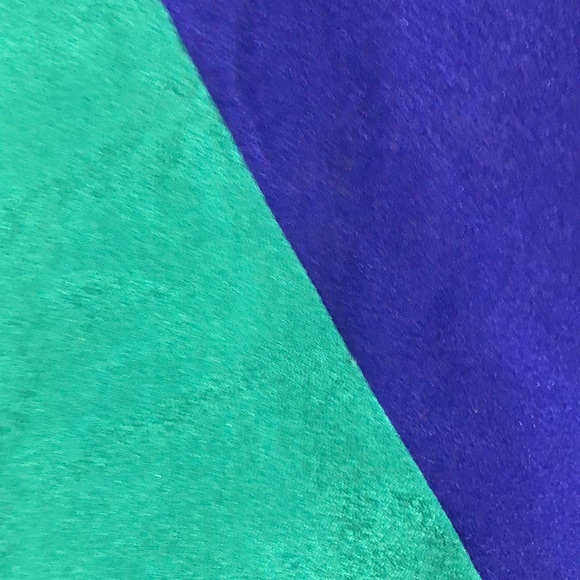 Blue and Green Mossimo sleeveless blouse - Picture 2 of 5